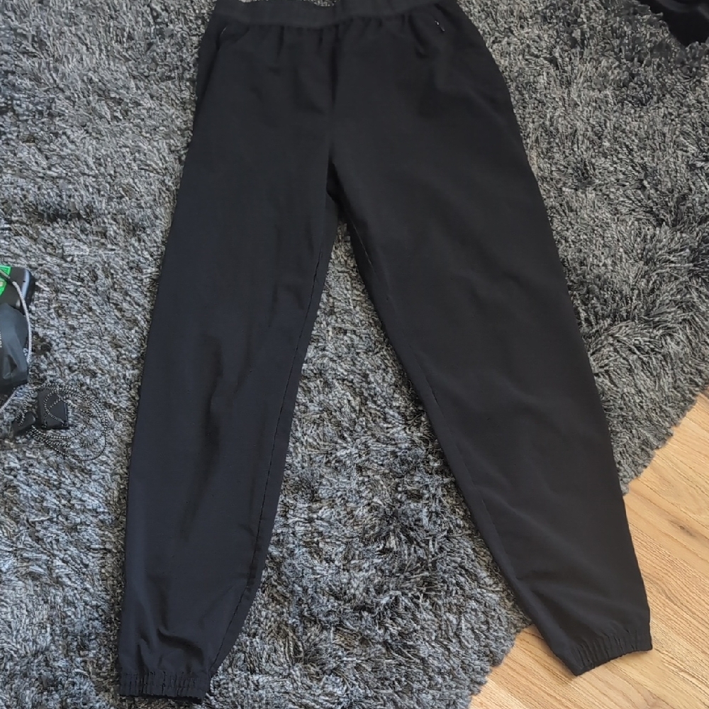 North Face Lightweight Jogger With Pockets